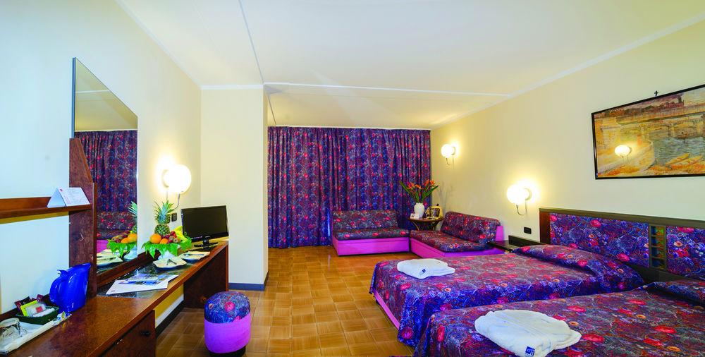 Hotel Le Terrazze Letojanni Dış mekan fotoğraf