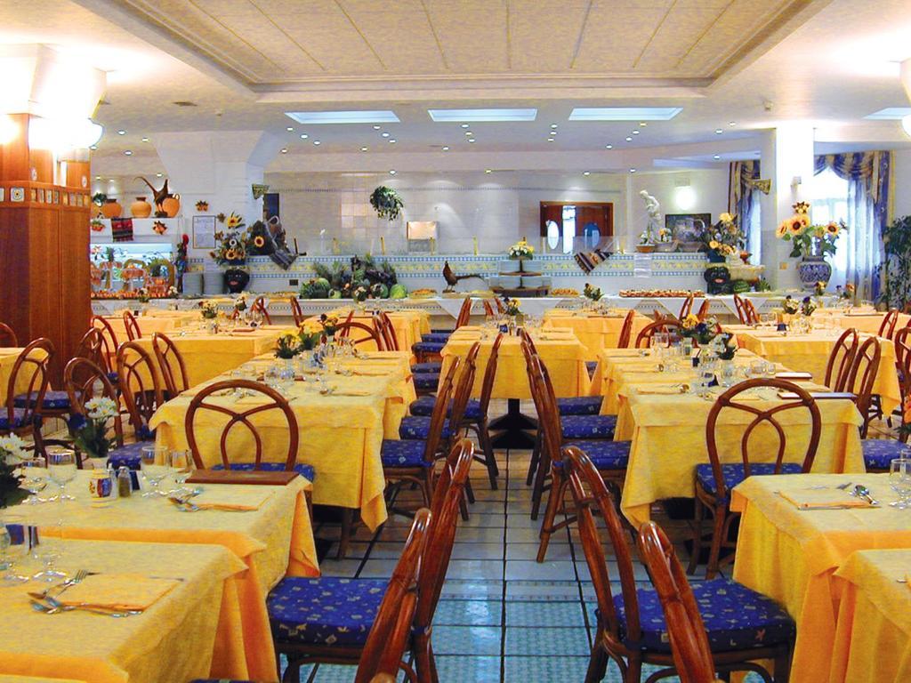 Hotel Le Terrazze Letojanni Dış mekan fotoğraf