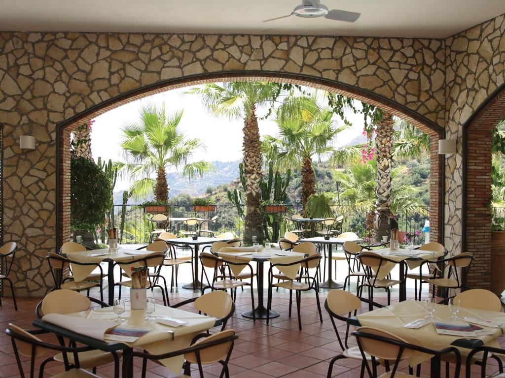 Hotel Le Terrazze Letojanni Dış mekan fotoğraf