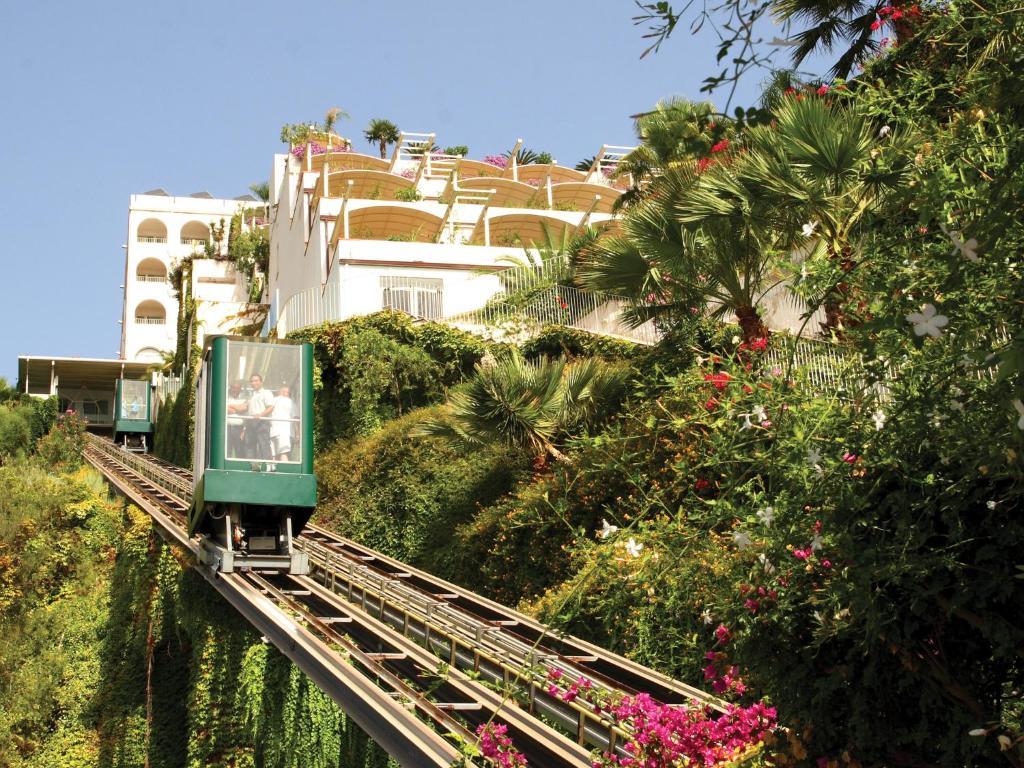 Hotel Le Terrazze Letojanni Dış mekan fotoğraf