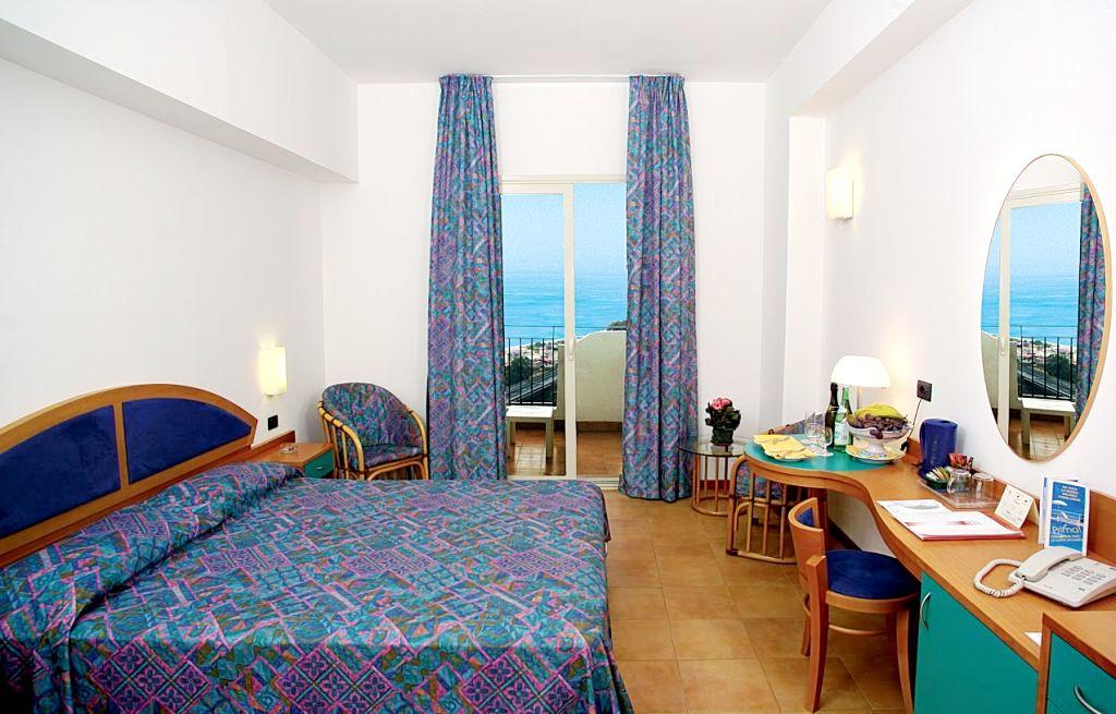 Hotel Le Terrazze Letojanni Dış mekan fotoğraf